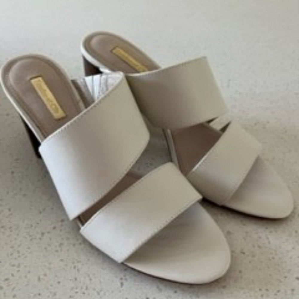 9M Louise et Cie, off white strappy open toe slide